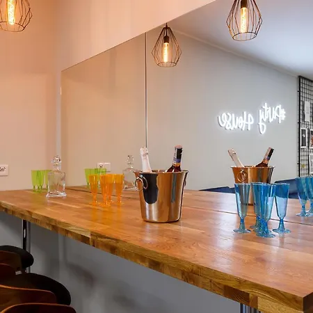 #partyhouse Apartamento Poznan