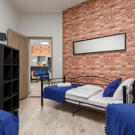 Apartment #partyhouse Poznan